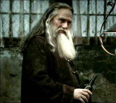 Comment se prnomme-t-il dans la traduction franaise ?