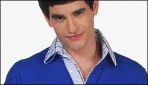 De qui Andrs est-il amoureux ?