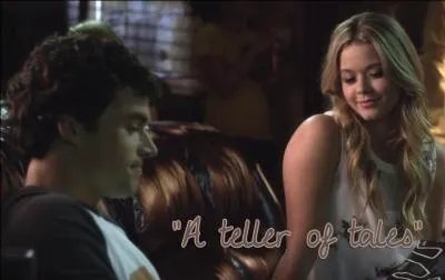 Qu'a cru Ezra de tout ce que lui a racont Alison ?