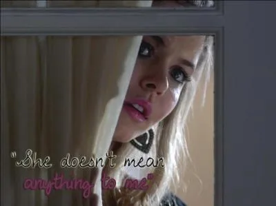 Que vole Alison dans la chambre de Ian ?