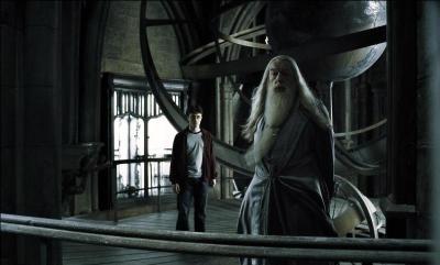 La Bataille de la Tour d'Astronomie ou la Bataille de la Tour frappée par la foudre, en référence au chapitre du livre  Harry Potter et le Prince de Sang-Mêlé , s'est donc déroulée à la toute fin de la sixième année scolaire de Harry Potter à Poudlard. Quelle est la date précise à laquelle cette bataille a-t-elle eu lieu ?