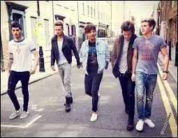 Qui est clibataire dans le groupe ?