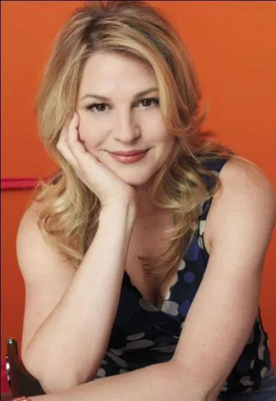 Quelle actrice joue le rle de Georgia Jones ?