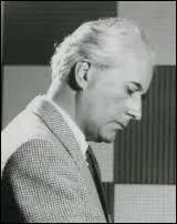 (1907-1992) . Il tudia le piano avec Bla Bartk et la composition avec Zoltn Kodly  l'Acadmie Franz Liszt de Budapest, avant d'y enseigner lui-mme la composition de 1943  1948. Il a crit trois symphonies, deux concertos pour piano ainsi que  Lamentation in memoriam Bla Bartk  .