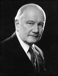 (1877-1960) .  l'instar de Bla Bartk et Zoltn Kodly, il s'est inspir du folklore hongrois, mais il est surtout redevable de l'influence de Johannes Brahms. Il a laiss en tout 48 numros d'opus. Trois symphonies. Quatre opras et deux concertos pour piano.