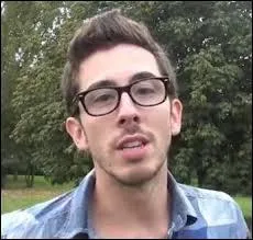 Qui est ce youtubeur ?