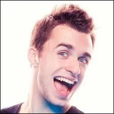 Qui est ce youtubeur Gaming qui fait des vidos avec Cyprien sur la chane Cyprien Gaming, mais aussi des vidos en solo ?