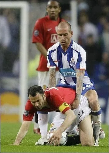 Sport collectif, mais sport de contact !