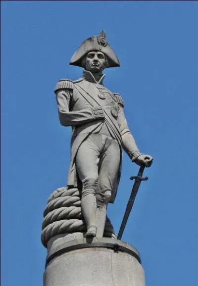 Quel est le nom de la place o l'on peut admirer la statue d'Horatio Nelson ?