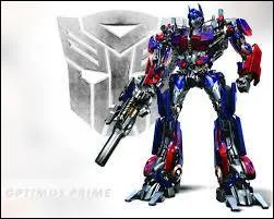 Dans le film  Transformers  qui joue le rle principal ?