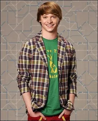 Comment s'appelle le meilleur ami d'Austin ?