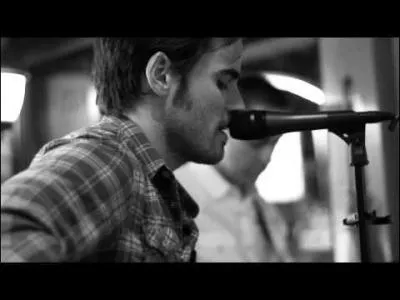 Comment son groupe s'appelle-t-il ?