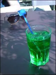 Si vous buvez un diabolo-menthe, vous trinquez avec... ?