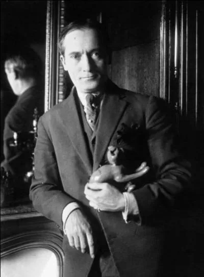 La femme qui vous aime vous parle d'avenir. Celle qui ne vous aime pas ...