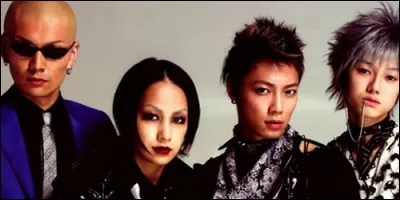 Dans "Nana", Nobuô Terashima est un membre des Blast et :