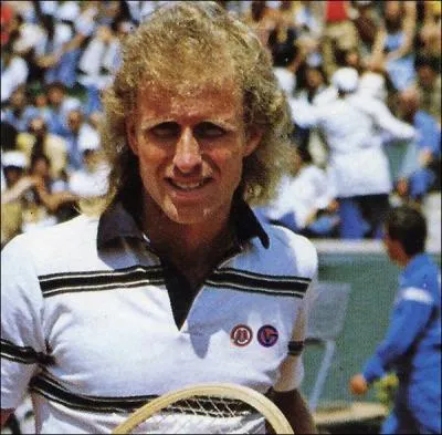 Comment s'appelait Monsieur  Gerulaitis , qui s'est souvent retrouv en finale contre le joueur de la Q1 sans jamais le battre ?