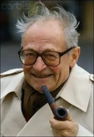 Dtective priv cr en 1942 par Lo Malet (1909-1996), je compte 37 livres publis de 1943  1983. Ayant pour cadre principal la ville de Paris, je tiens une agence nomme Fiat Lux, situe rue des Petits Champs (entre les 1er et le 2me arrondissement). Assist de ma secrtaire Hlne et de mes 2 collaborateurs, Zavatter et Reboul, trs souvent engag pour rsoudre des crimes non lucids.