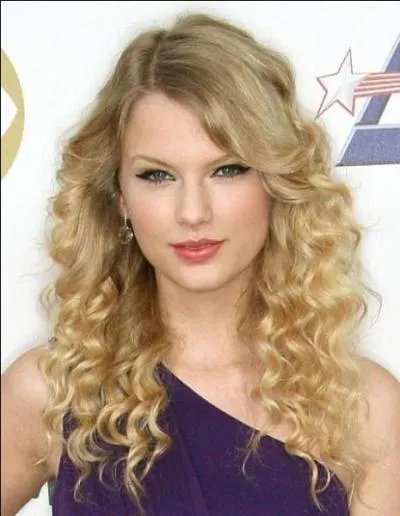 Et pour terminer, de quelle nationalit est-elle ?