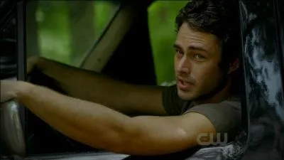 Que dit Damon  propos de la relation entre Katherine et Mason ?