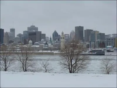 Combiens y a-t-il de provinces au Canada, sans compter le Qubec ?