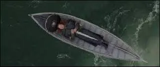 Boromir du Gondor est mort ; que font Aragorn et Legolas aprs l'avoir mis dans le bateau ?