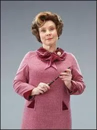 Qui imite  la perfection la toux d'Ombrage ?