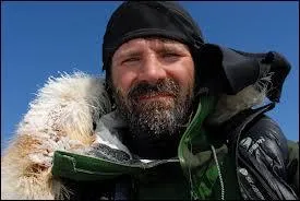 Quel Norvgien a travers l'Antarctique  pied en 1997 ?