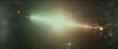 Alors que les Mangemorts sont toujours  la recherche du vritable Harry Potter, un Mangemort obtient soudainement la rponse lorsqu'il voit un des sept Harry Potter lancer un Sortilge de Dsarmement pour se dfendre. Quelle formule magique correspond  ce sortilge, trs utilis par Harry Potter et qui fait office de  signature  pour les Mangemorts ?