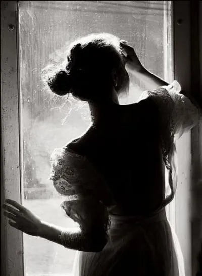 Compltez cette vieille chanson d'Alain Delorme :  Romantique avec toi ... .  