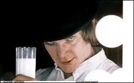 De quelle boisson alcoolise Alex et ses Droogies se dlectent-ils ?