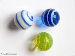 Entre les billes Pirate, les twix et les ils-de-chat, quelle est la plus rare ?