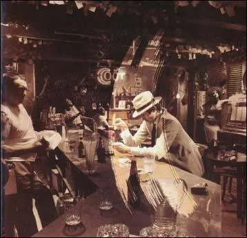 La pochette d''In through the out door', le dernier album du groupe en activit est originale pour quelle raison ?