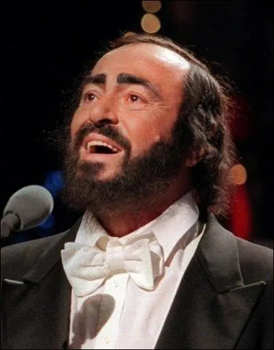 Est-ce que le tnor italien  Luciano Pavarotti , pousse toujours la note avec talent (28 mars 2014) ?
