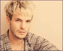 Qui joue Napolon (Nabo), le cousin de Ludmilla ?