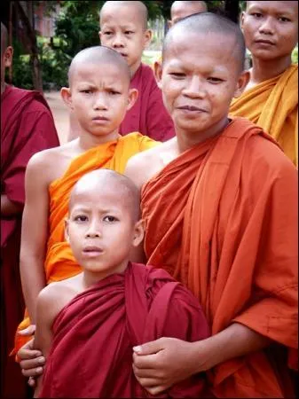 Depuis quelle anne le bouddhisme est-il la religion d'tat ?