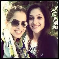 La meilleure amie de Francesca et Camila est :