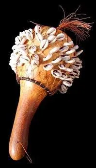 Madagascar : calebasse et filet de coquillages !