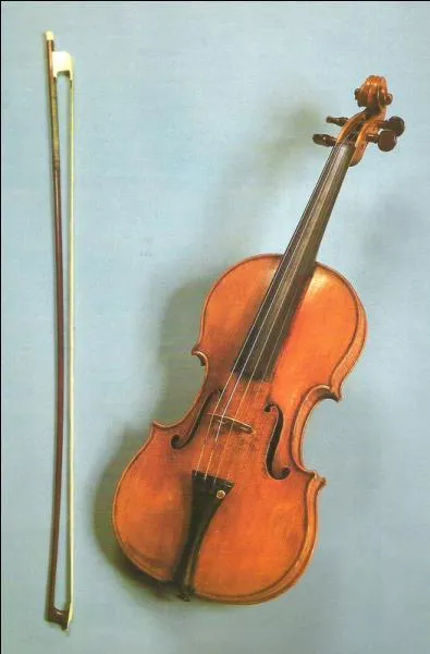 Stradivarius : les quatre cordes sont frottes par :