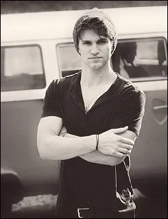 Qui joue le rle de Toby dans la srie ?