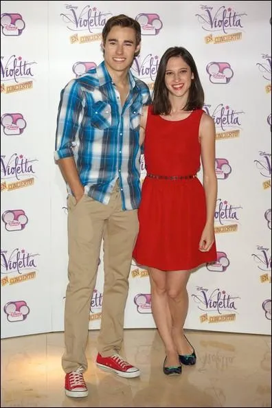 Comment Jorge Blanco la considre-t-il ?