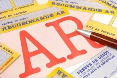 Ds que tu auras les papiers que je t'ai demands tu me les ... en recommand.