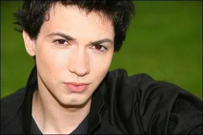 Comment s'appelle le meilleur ami du petit copain de Morgane ?