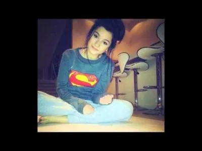 Comment s'appelle-t-elle et qui est-elle ?