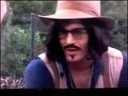 Comment s'appelle German quand il se dguise pour aller au studio ?