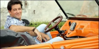 Quel humoriste joue dans "Vive la Colo !" ?