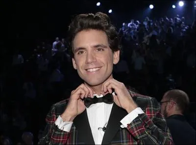 Au sujet de quel participant de X Factor Italia Mika a-t-il fait un jeu de mots  propos du nom du talent ?