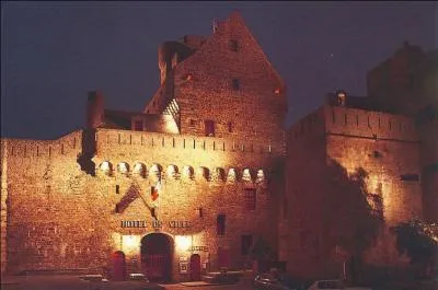 Surcouf, Jacques Cartier. "Cité corsaire" !