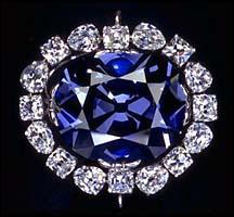 Cette pierre est un diamant bleu :