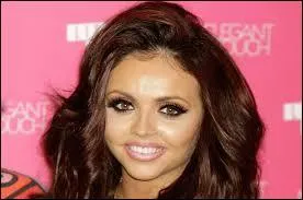 Quel est le nom de cette fille ?