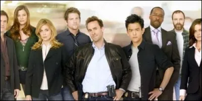 Combien dure le black-out planétaire qui provoque le chaos à travers le monde dans "Flashforward" ?